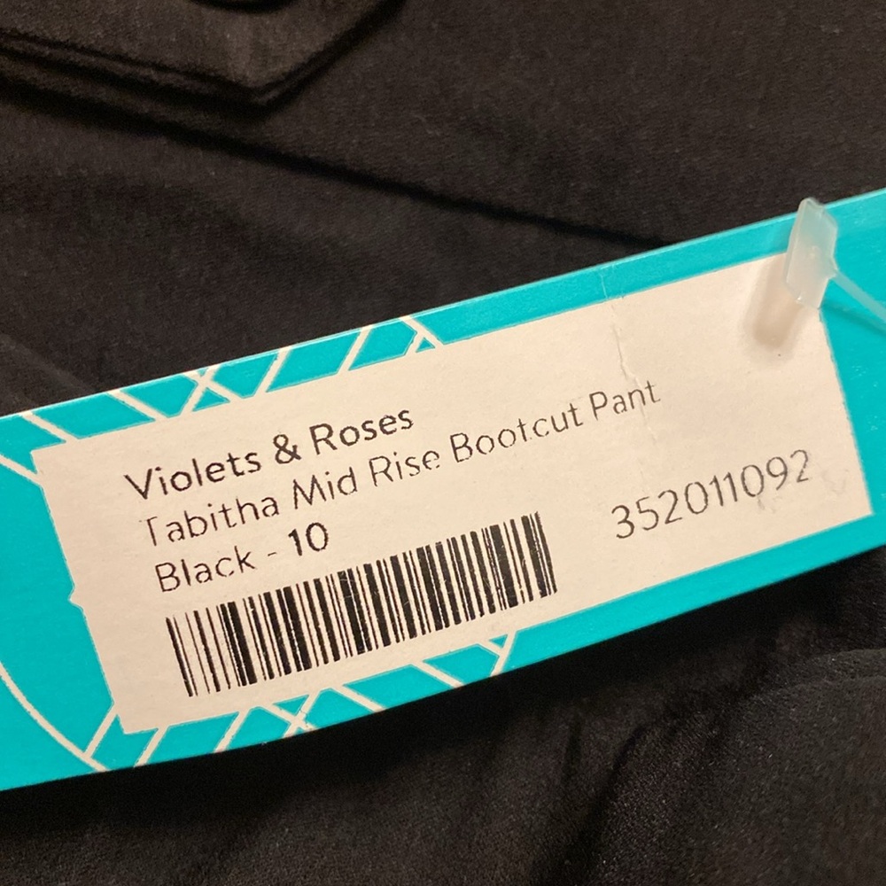 VIOLETS & ROSES Tabitha Mid Rise Bootcut Pant - Size 10 - Picture 6 of 8